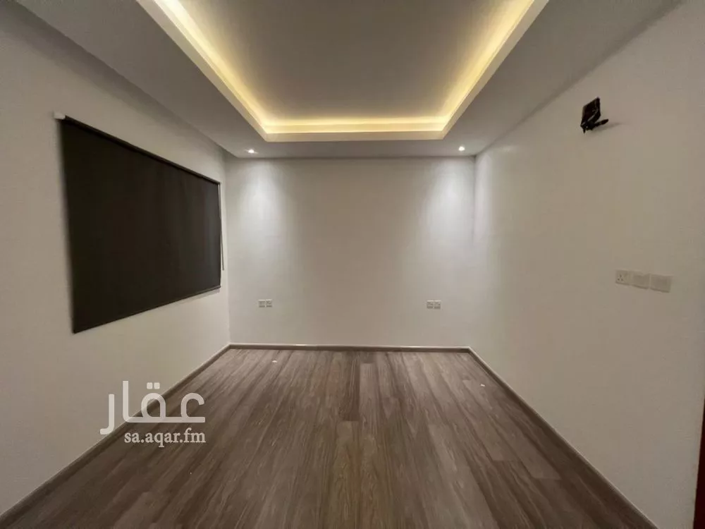 شقة 3 غرف في العارض 10