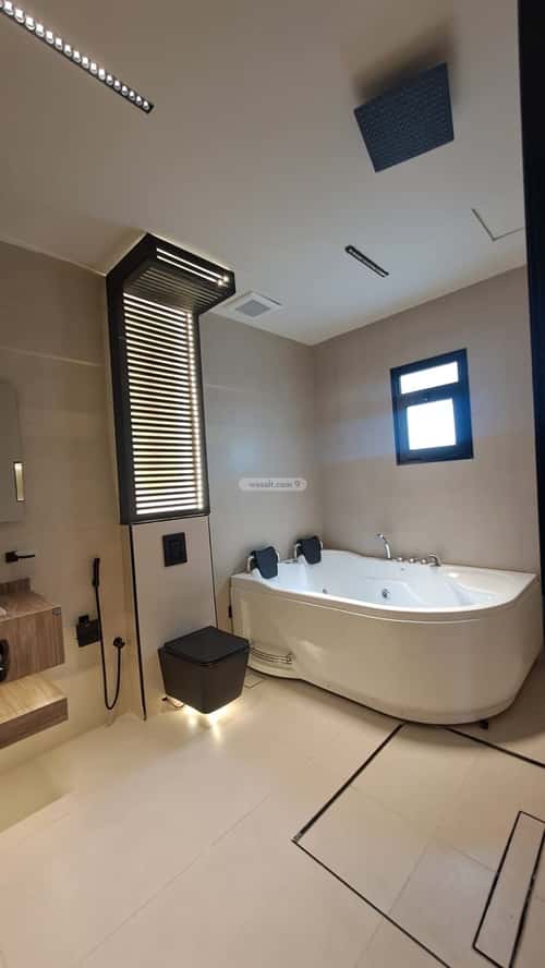 فيلا 4 غرف في الشراع 14