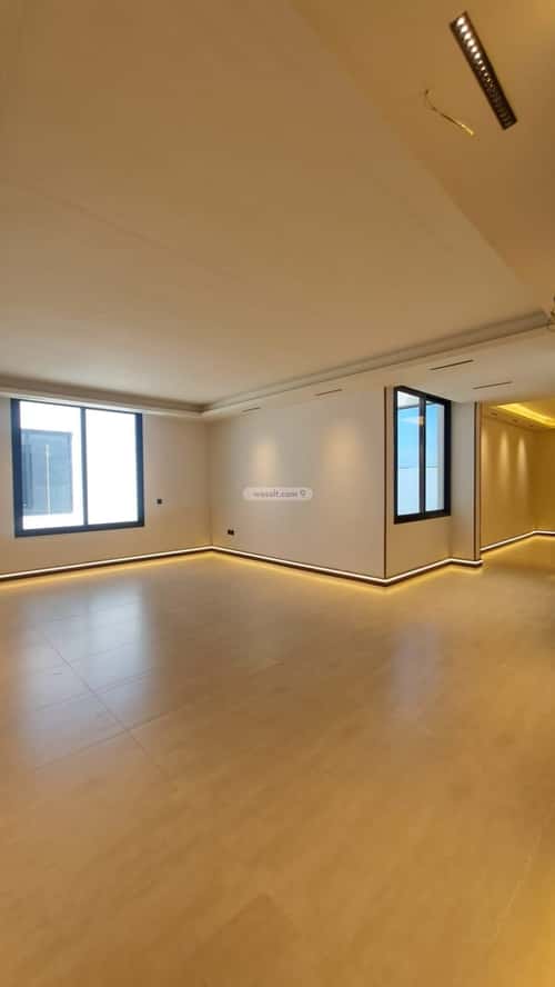 فيلا 4 غرف في الشراع 18