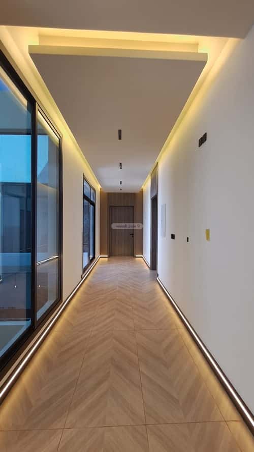 فيلا 4 غرف في الشراع 4