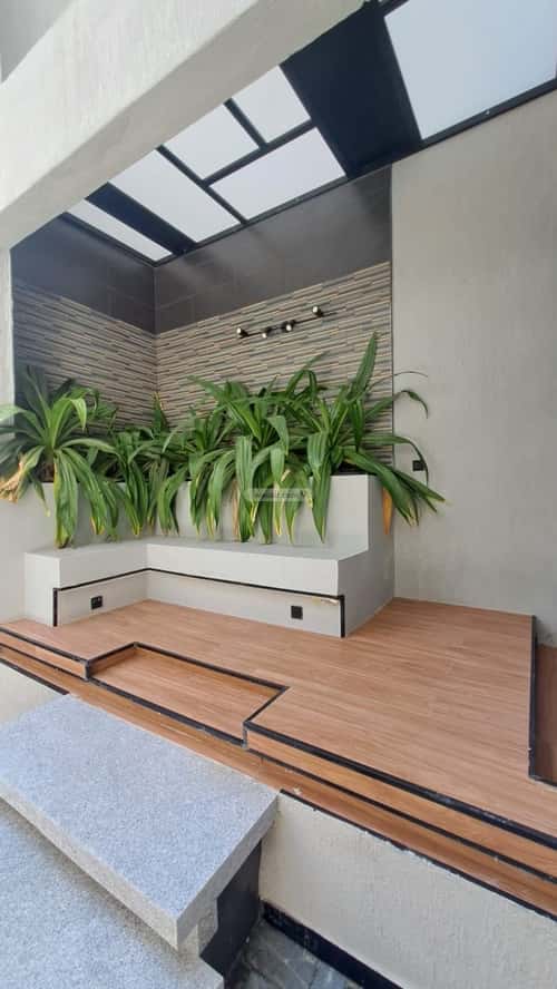 فيلا 4 غرف في الشراع 5