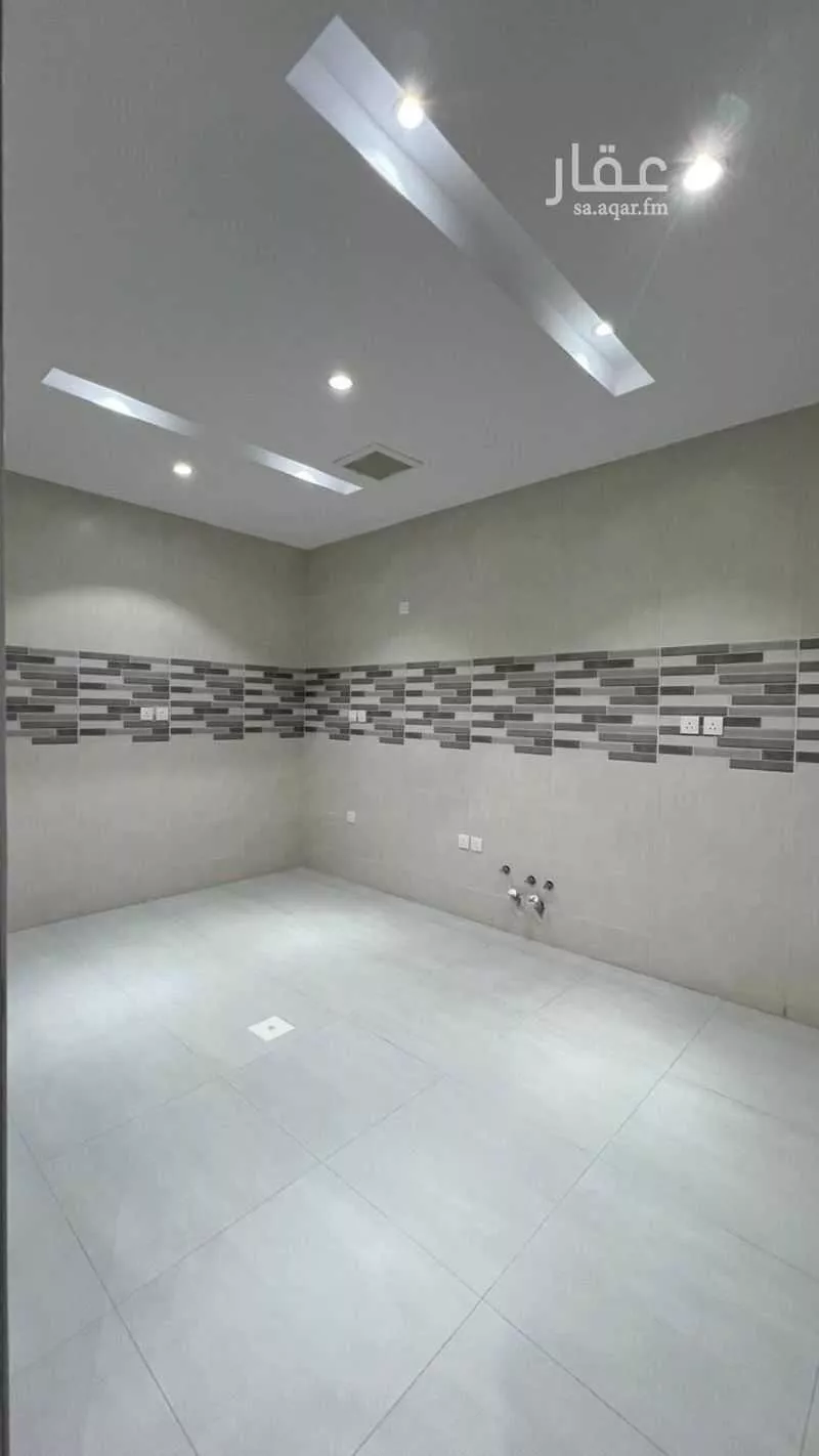 5 bedroom apartment in Al Nuzhah 4