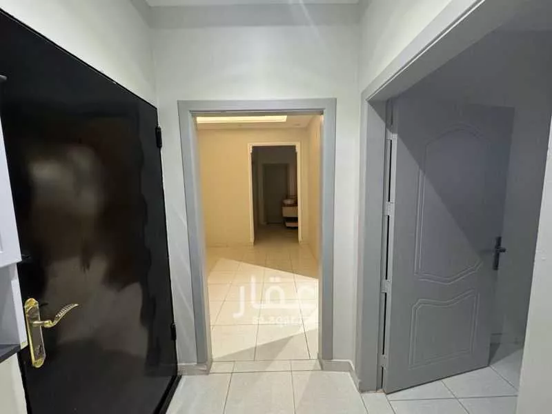 3 bedroom apartment in Al Yarmouk 4