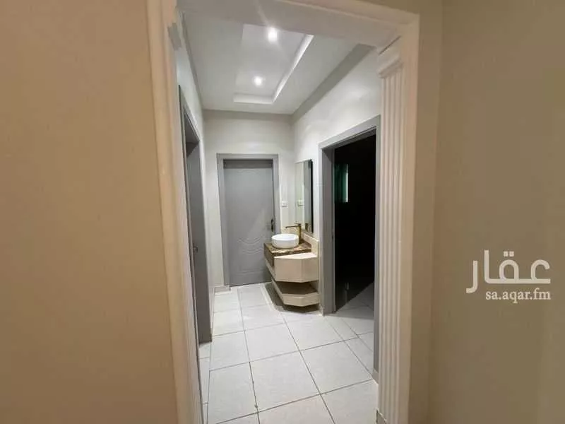 3 bedroom apartment in Al Yarmouk 6