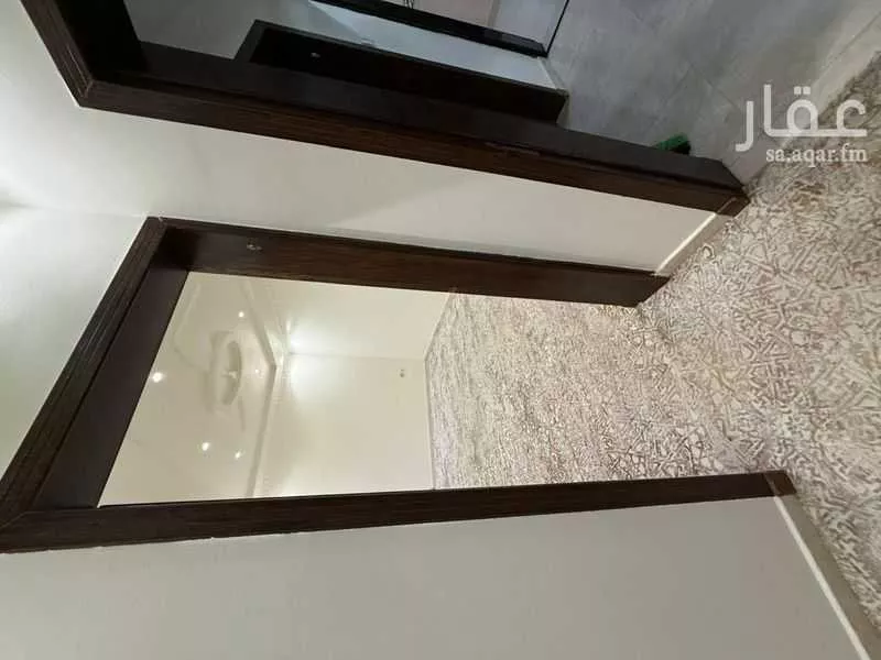 5 bedroom apartment in Al Yarmouk 9