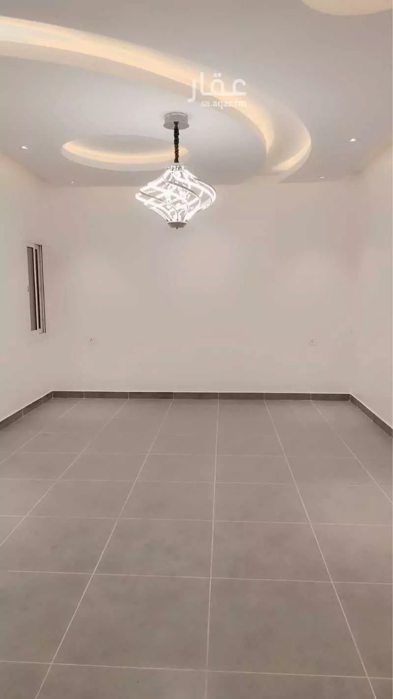 شقة 6 غرف في الملك فهد 2