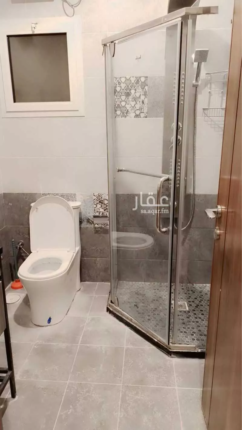 شقة 6 غرف في الملك فهد 3