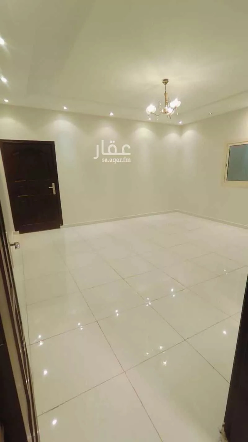 5 bedroom apartment in Al Awali 3