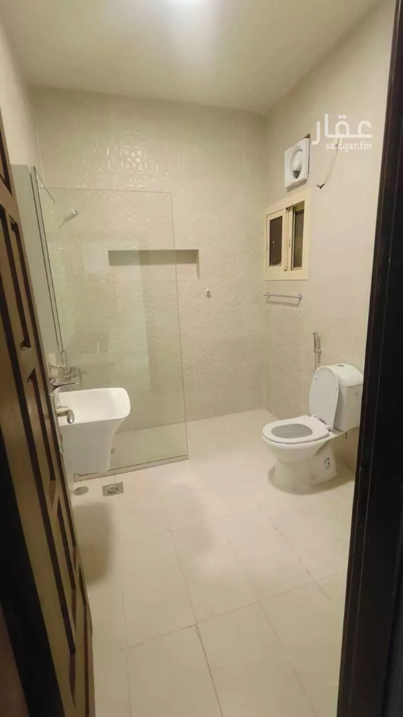 5 bedroom apartment in Al Awali 5