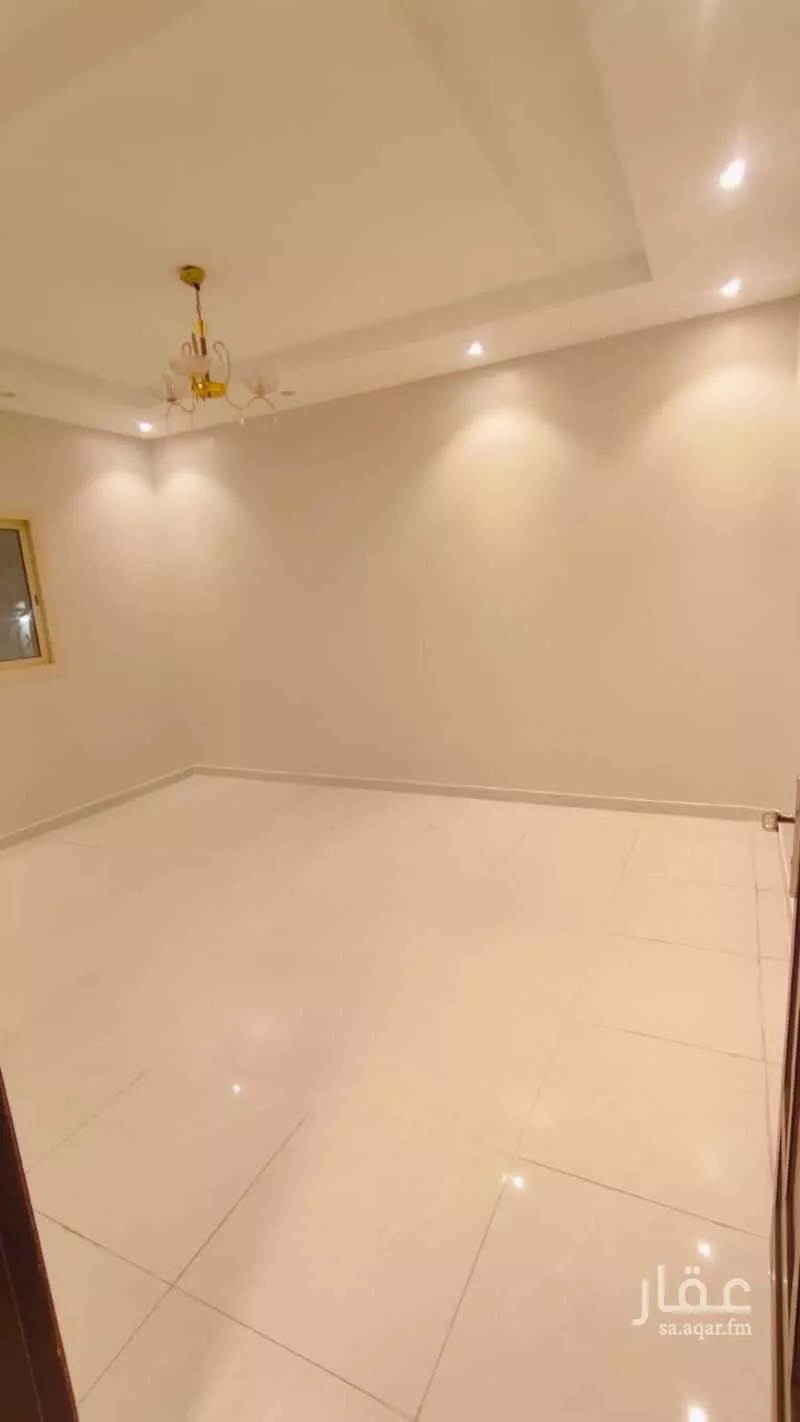 5 bedroom apartment in Al Awali 6