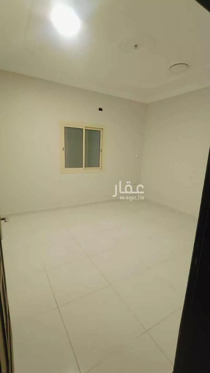 5 bedroom apartment in Al Awali 8