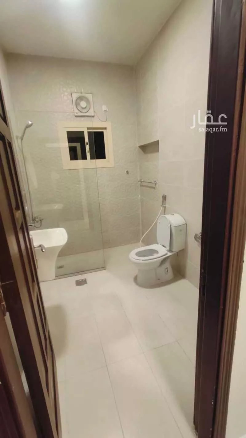 5 bedroom apartment in Al Awali 10