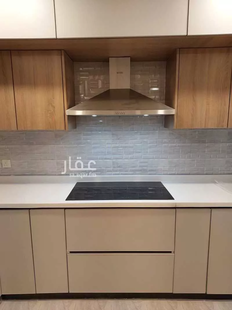 شقة 3 غرف في الحمرا 12