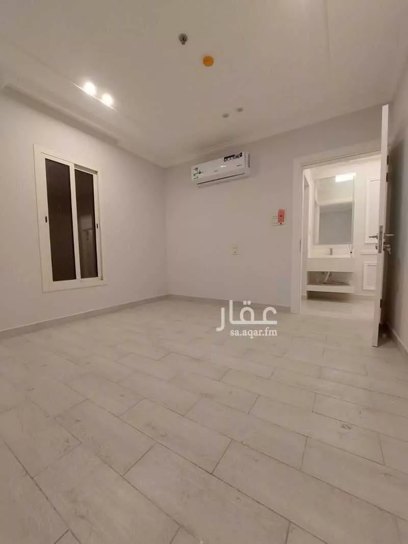 شقة 3 غرف في الحمرا 10