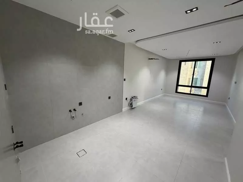 3 bedroom apartment in Al Hamra 5