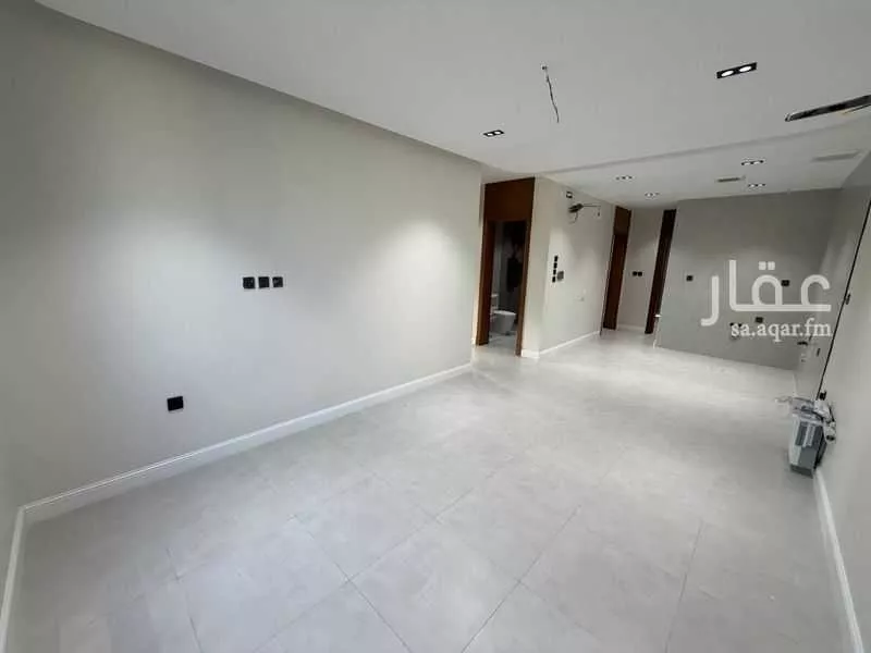 3 bedroom apartment in Al Hamra 8