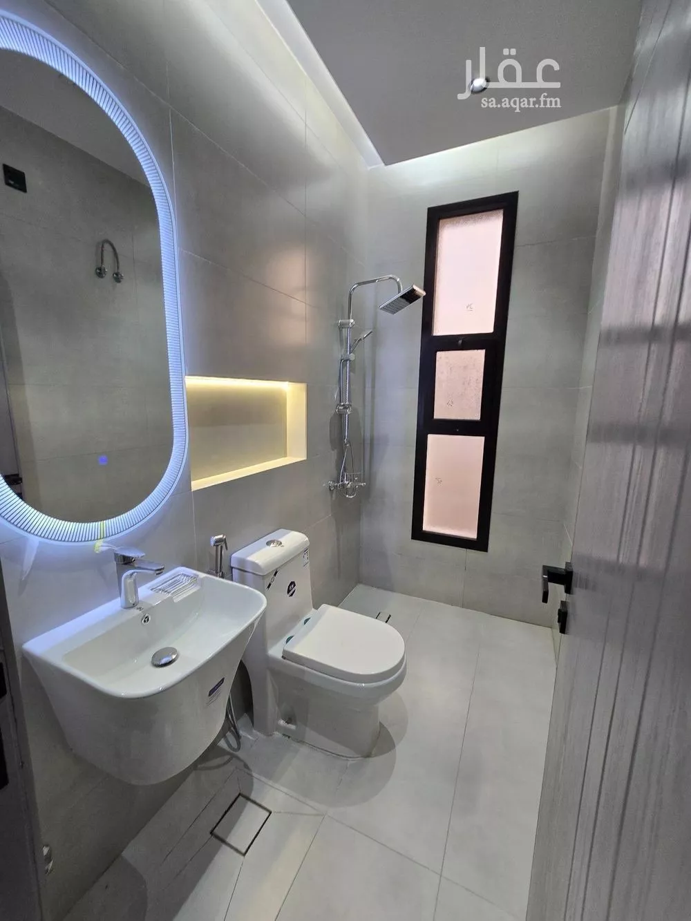 شقة 5 غرف في النزهة 5