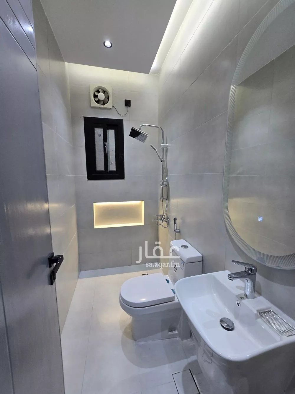 شقة 4 غرف في النزهة 5