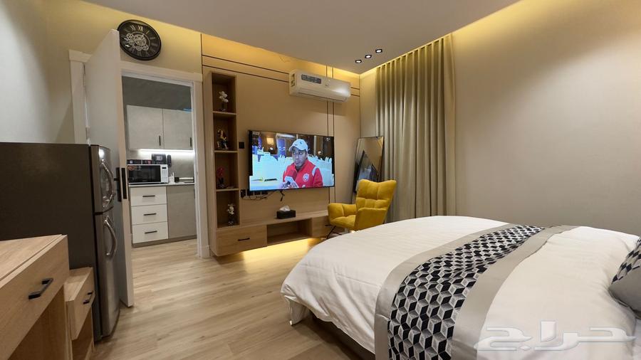 شقة 1 غرف في العقيق 2