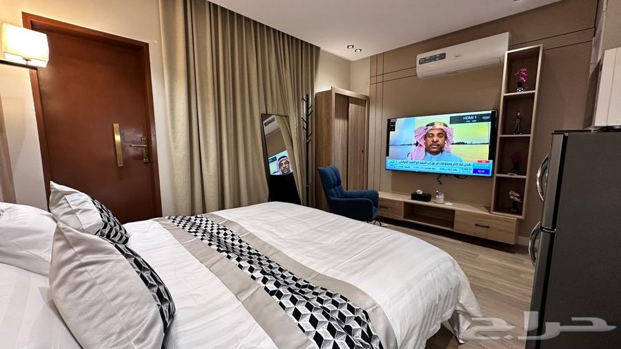 شقة 1 غرف في العقيق 4