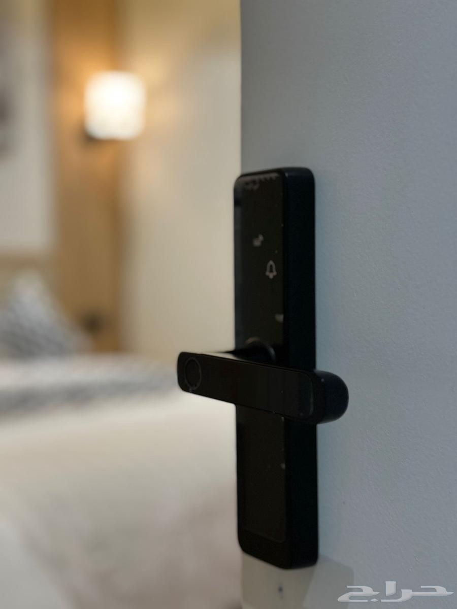 شقة 1 غرف في العقيق 6