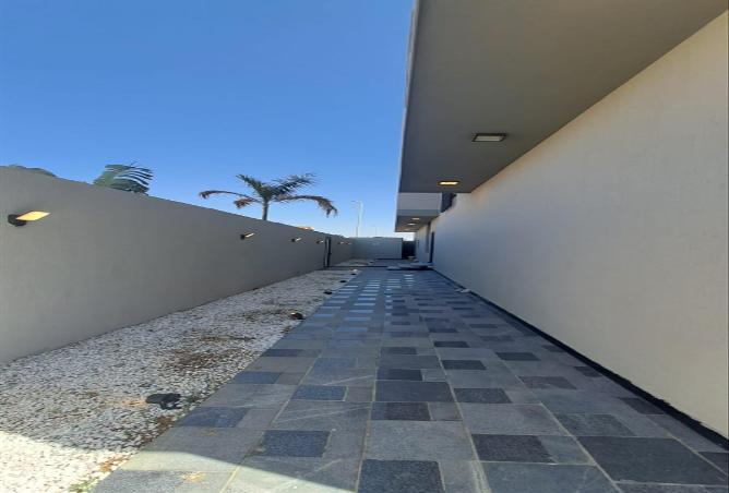 4 bedroom villa in Al Shiraa 2