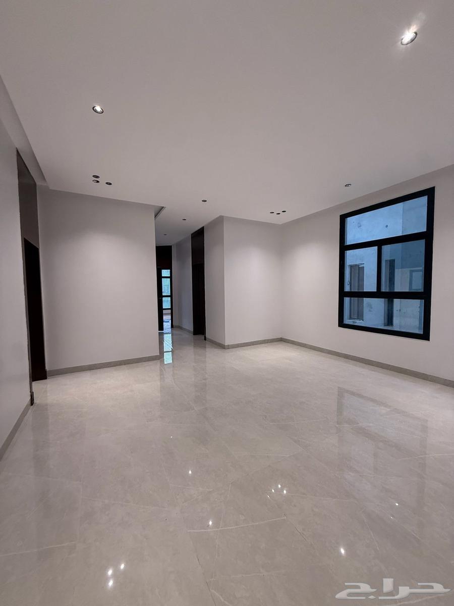 5 bedroom apartment in Al Bayan 11