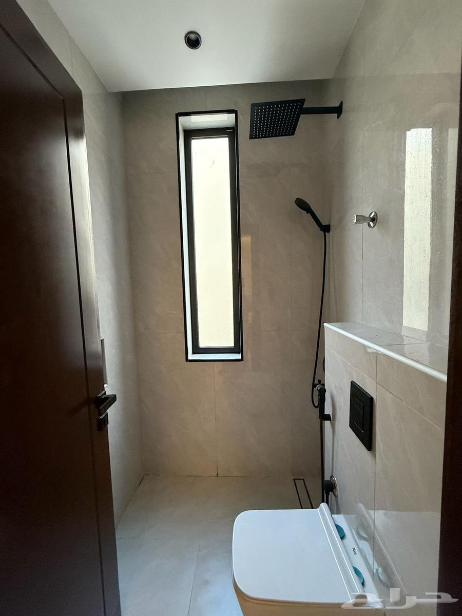 5 bedroom apartment in Al Bayan 15