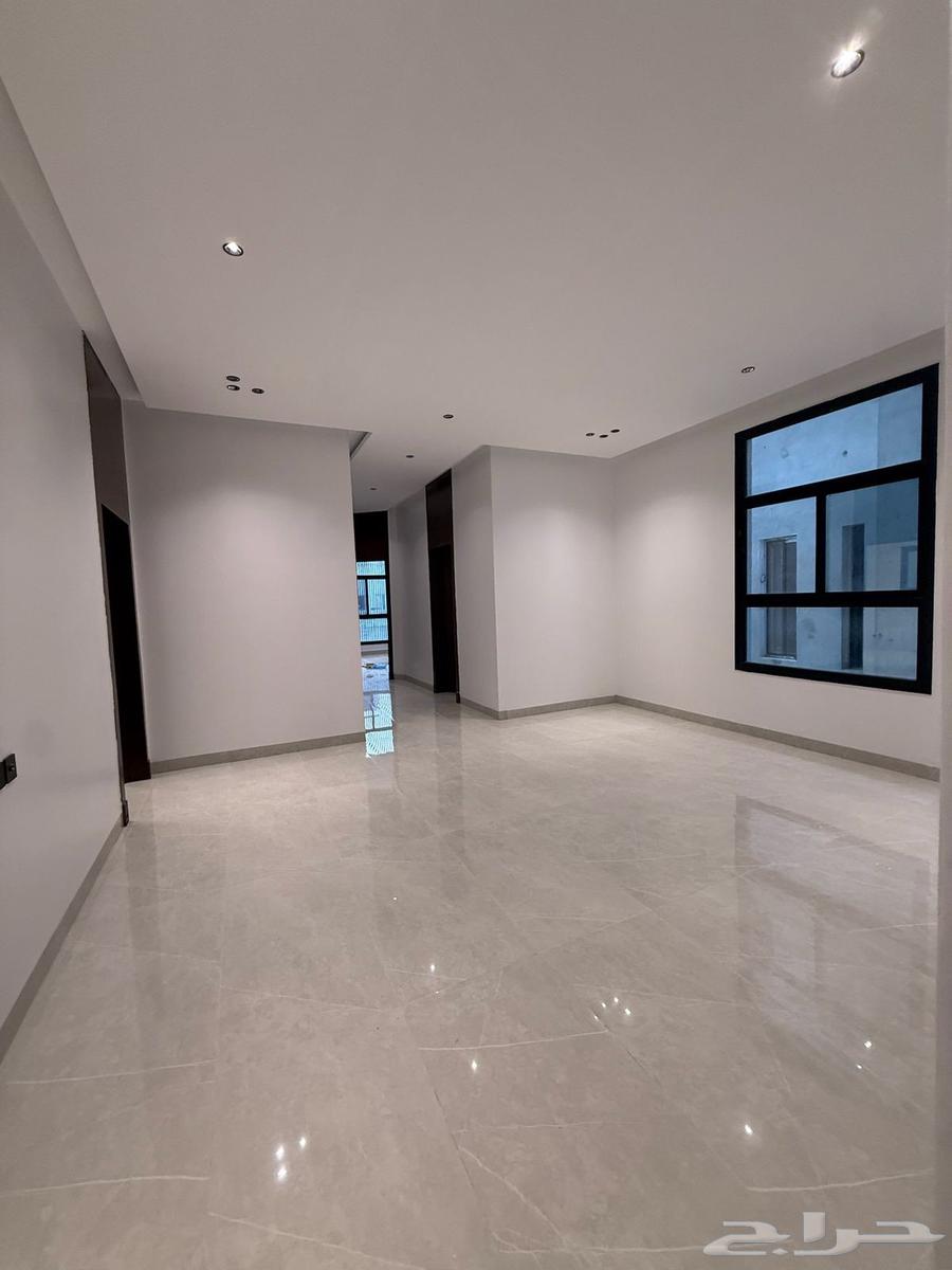 5 bedroom apartment in Al Bayan 5