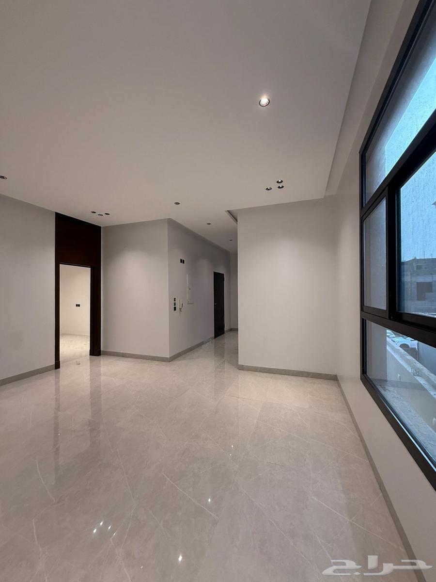 5 bedroom apartment in Al Bayan 6