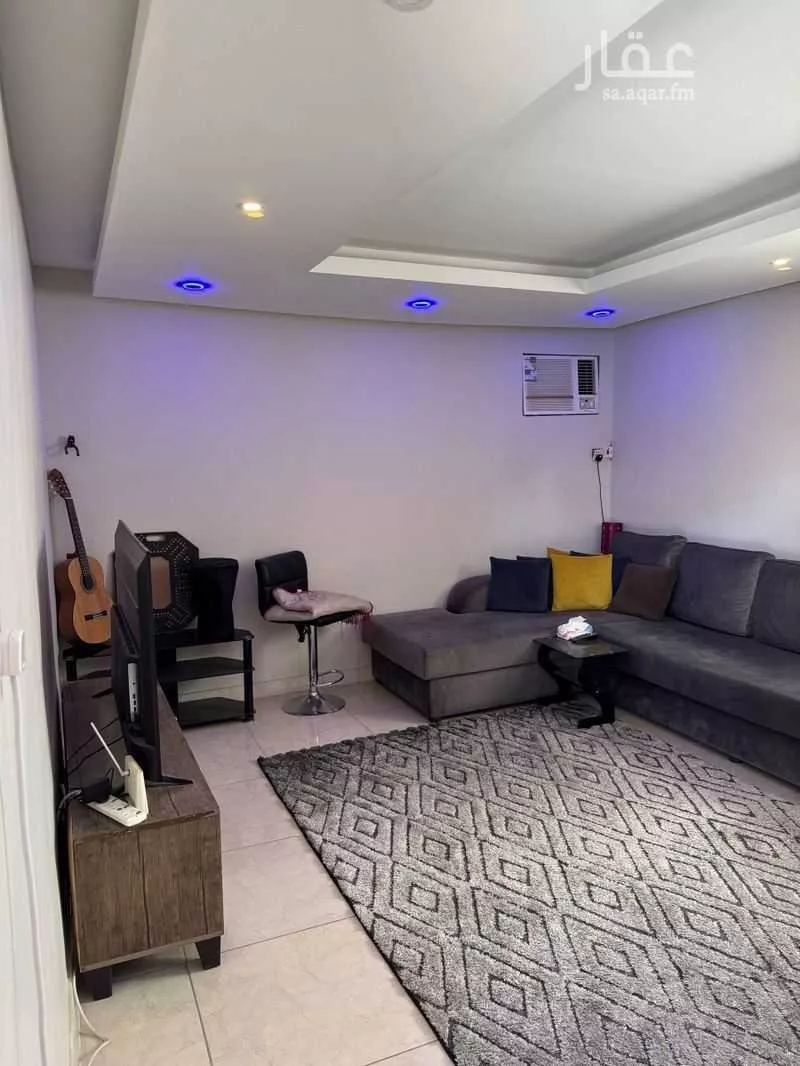 550 sqm building in Al Rabwa 4