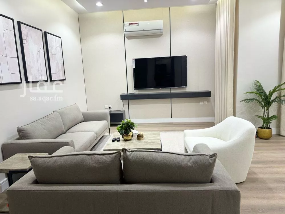 2 bedroom apartment in Qurtubah 11
