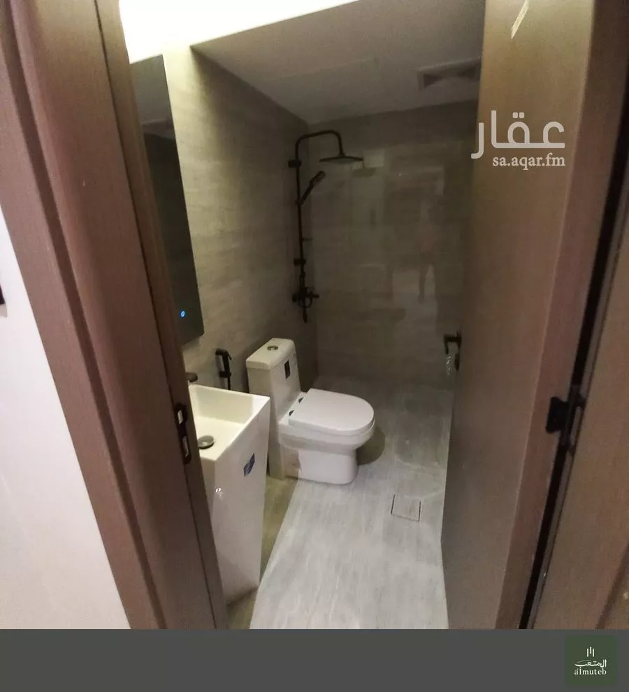 1 bedroom apartment in Al Falah 10