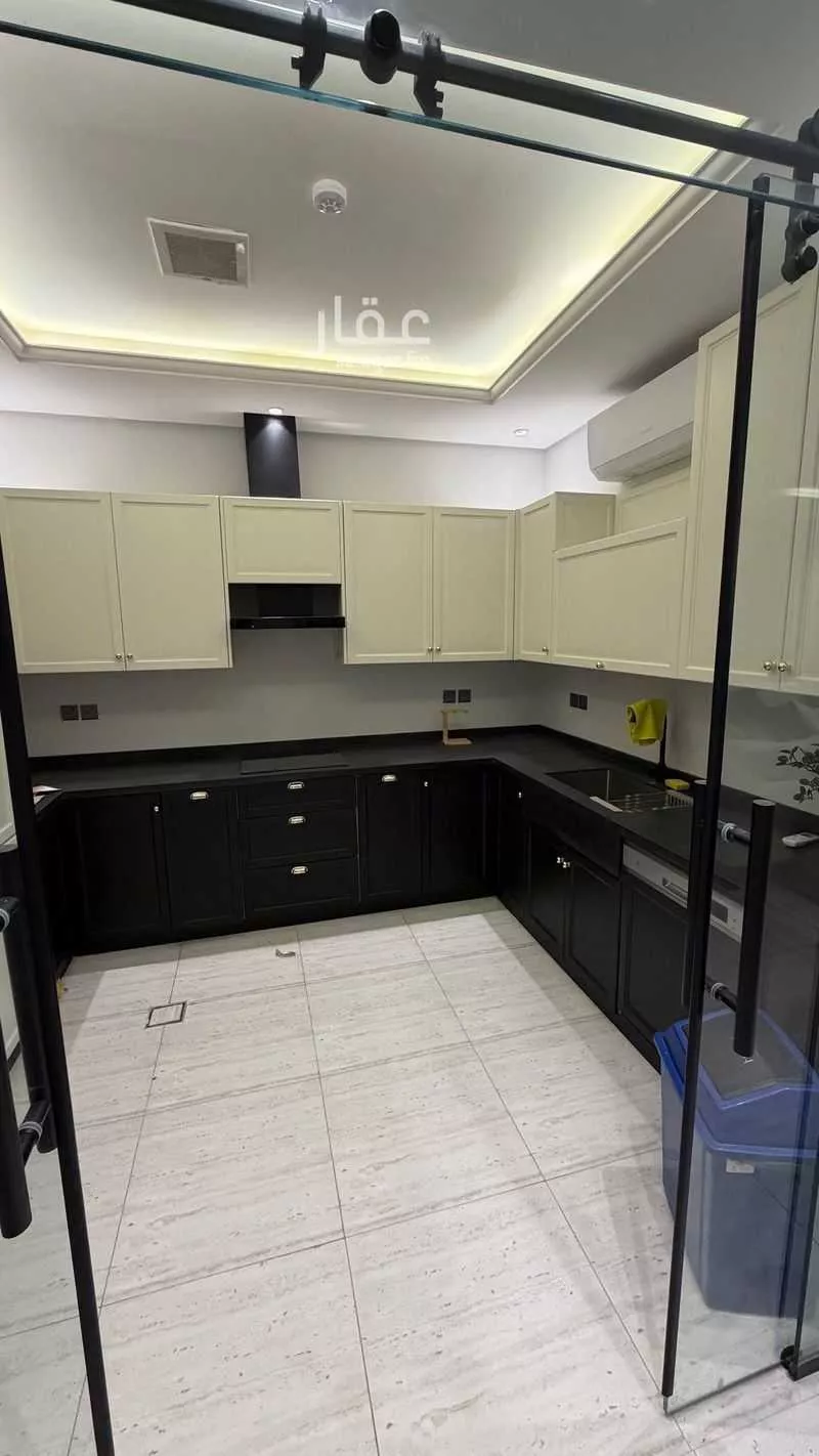 شقة 2 غرف في الملقا 11