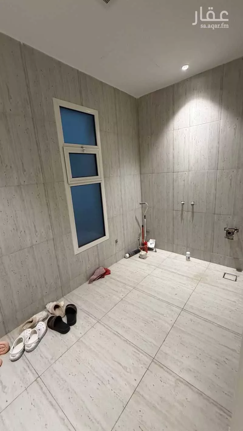 شقة 2 غرف في الملقا 9