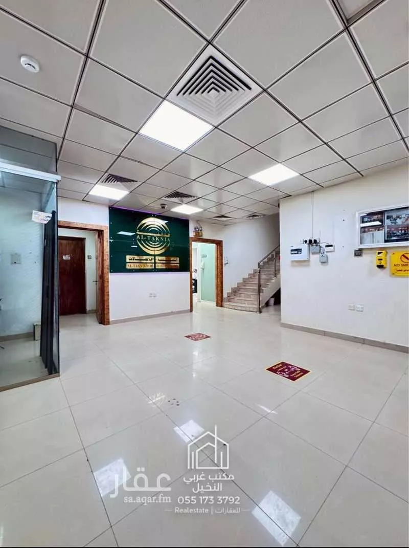 عمارة 825 م² في النخيل 3