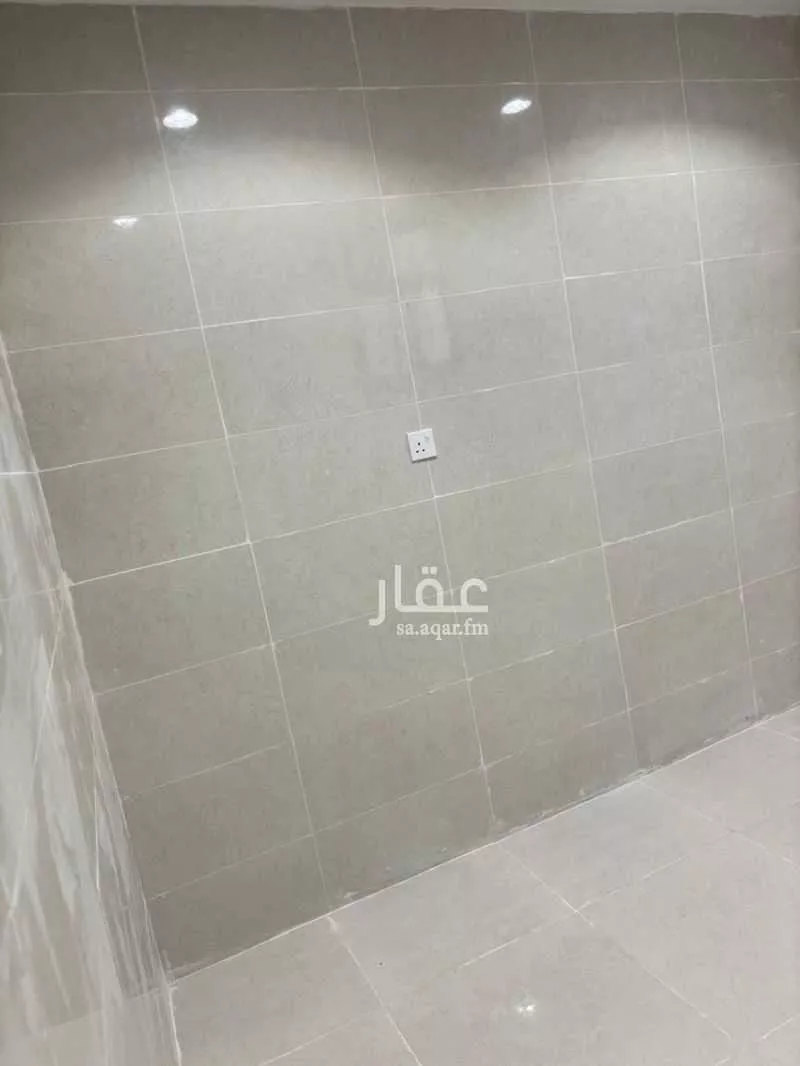 عمارة 232 م² في اليمامة 2