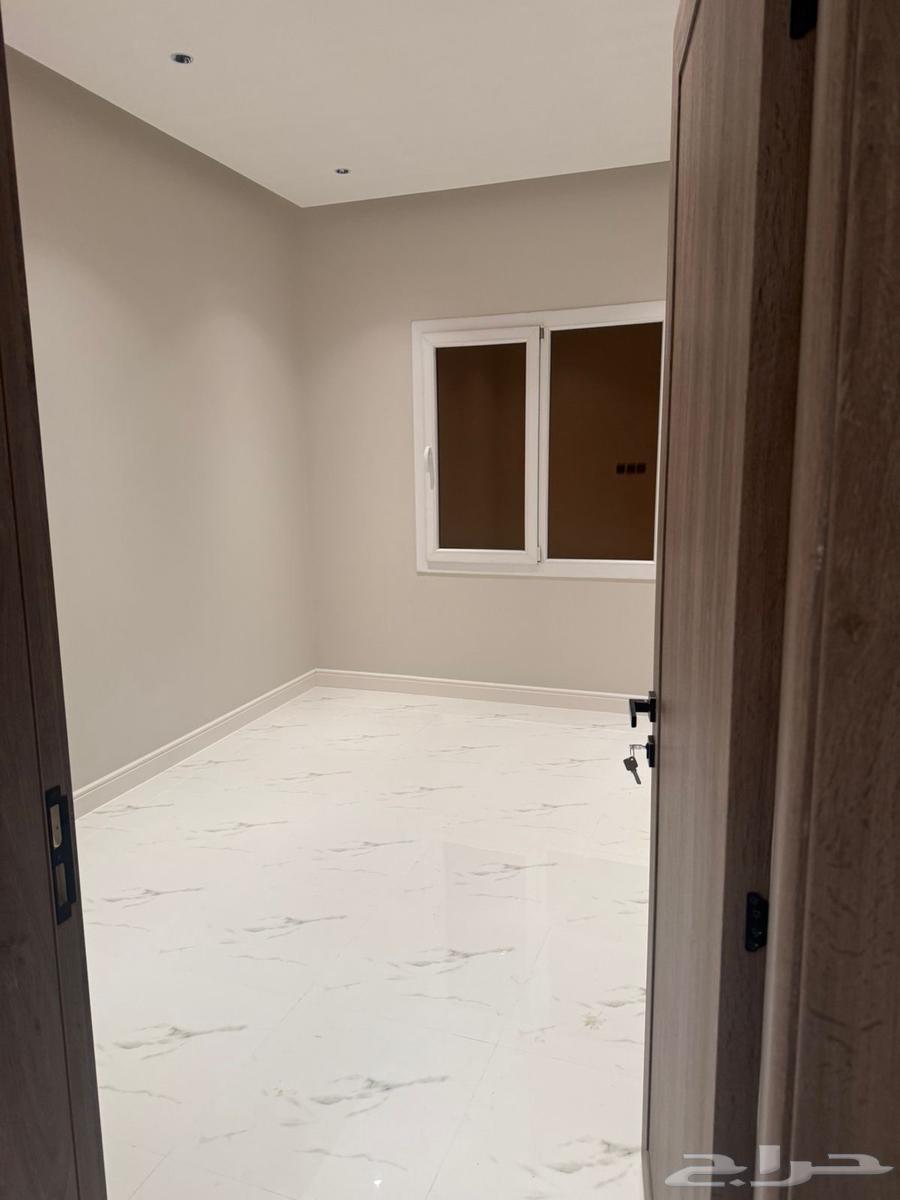 شقة 3 غرف في النرجس 2