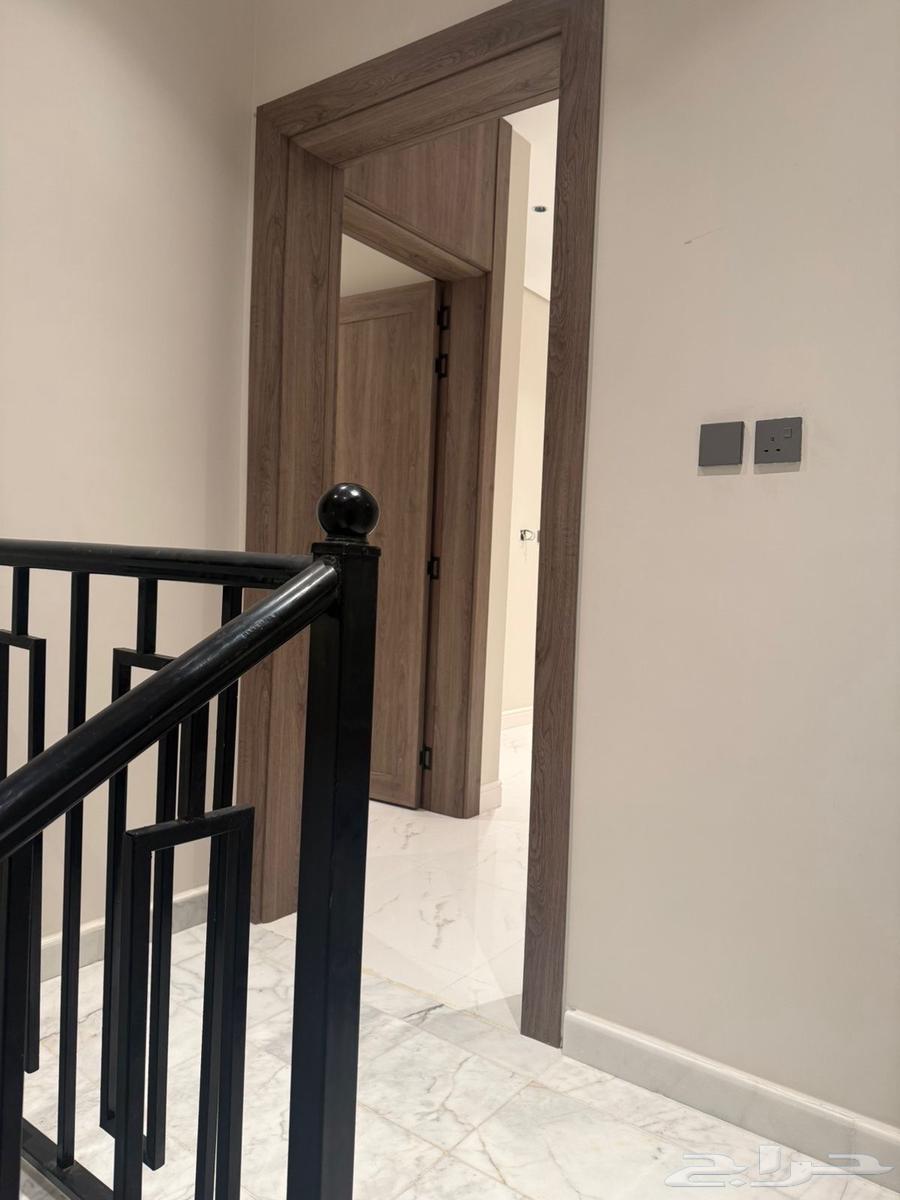 شقة 3 غرف في النرجس 10