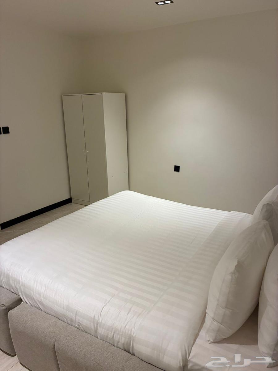 شقة 1 غرف في الملك عبدالعزيز 2