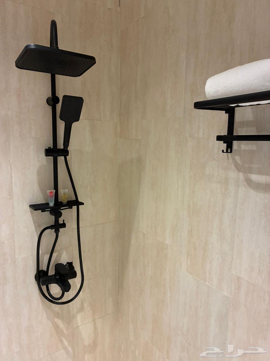 شقة 1 غرف في الملك عبدالعزيز 8