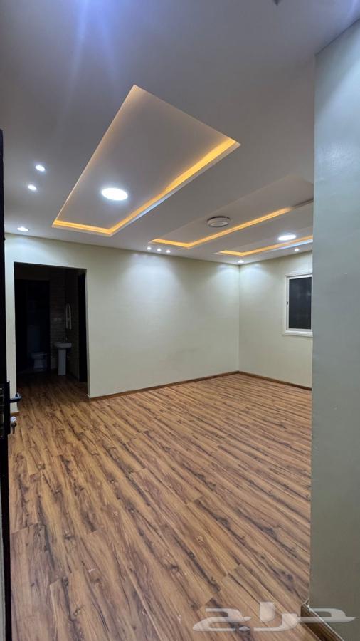 شقة 3 غرف في الرمال 3