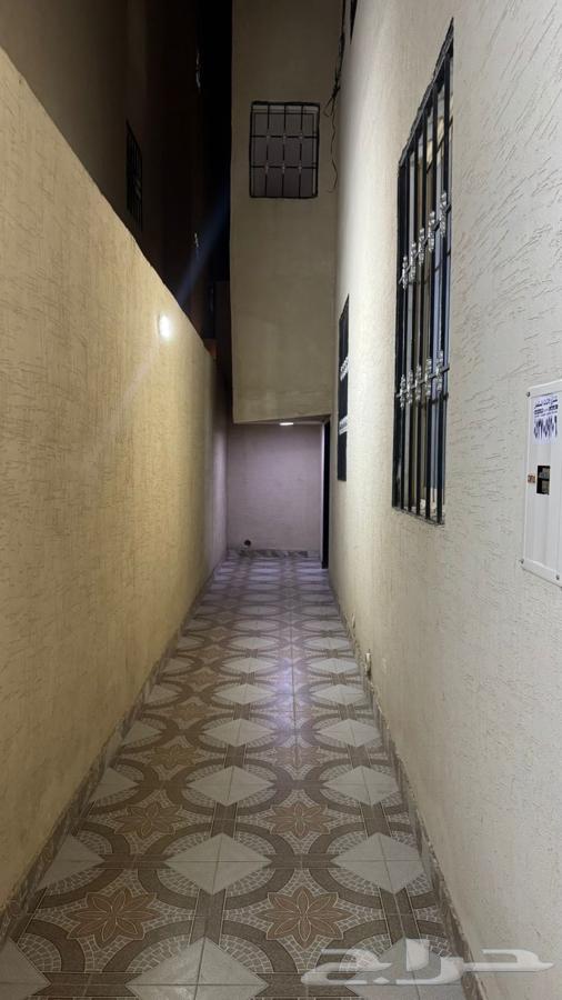 شقة 3 غرف في الرمال 9