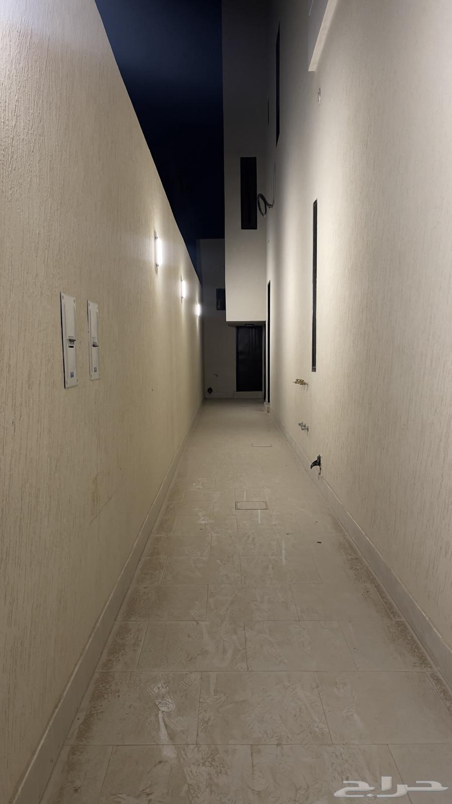 فيلا 13 غرف في العارض 2