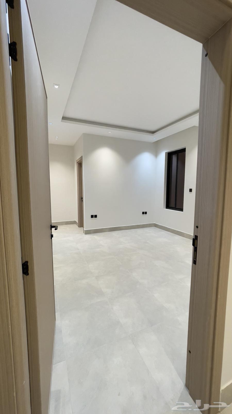 فيلا 13 غرف في العارض 16