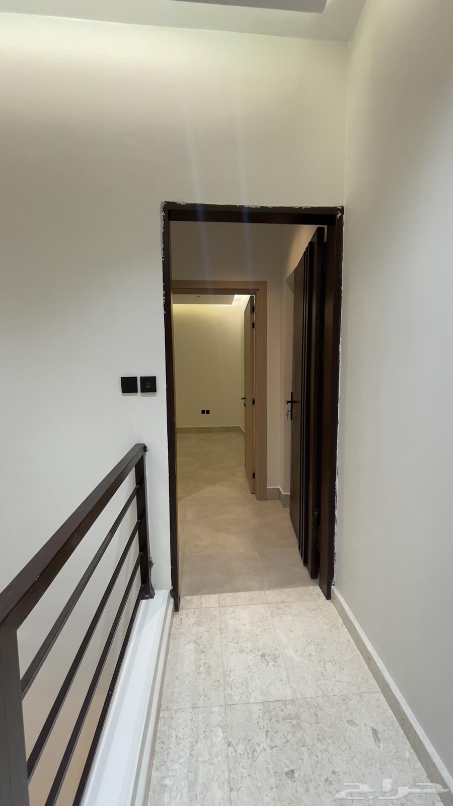 فيلا 13 غرف في العارض 6