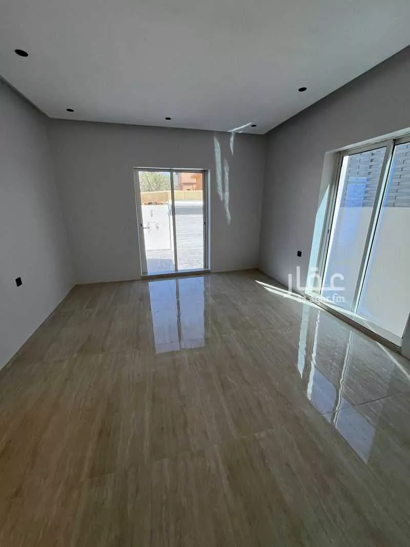 دور 6 غرف في الملك فهد 11