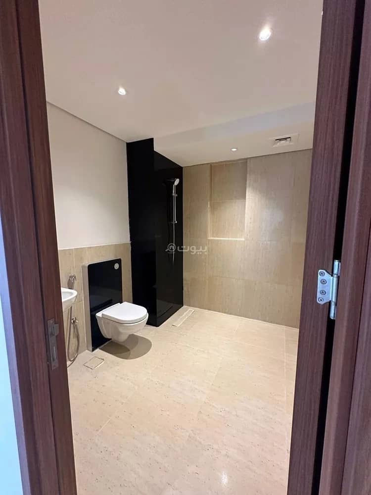 5 bedroom villa in King Khalid International Airport, Riyadh 9