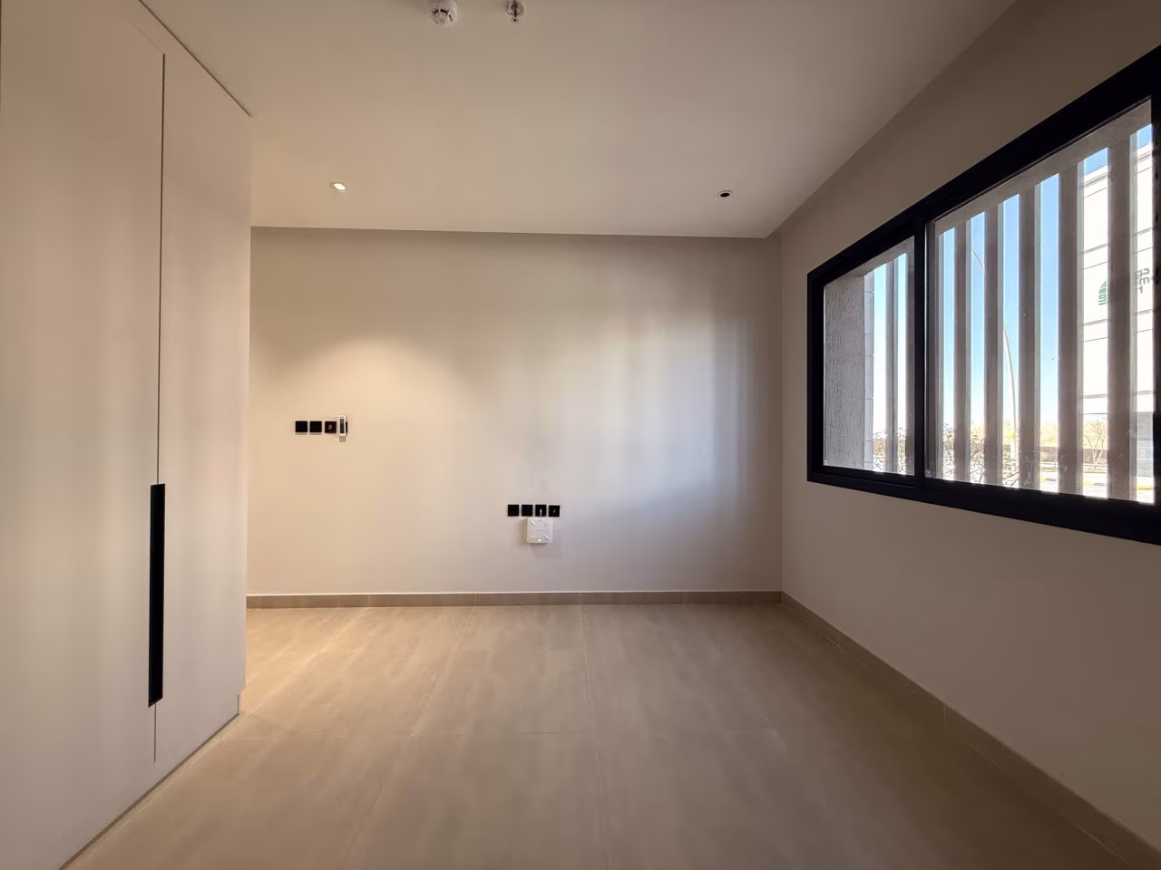 شقة 3 غرف في النرجس 25