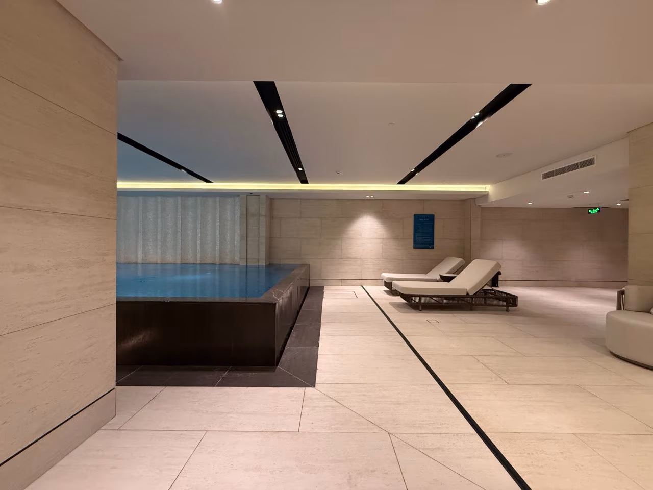 شقة 3 غرف في النرجس 9